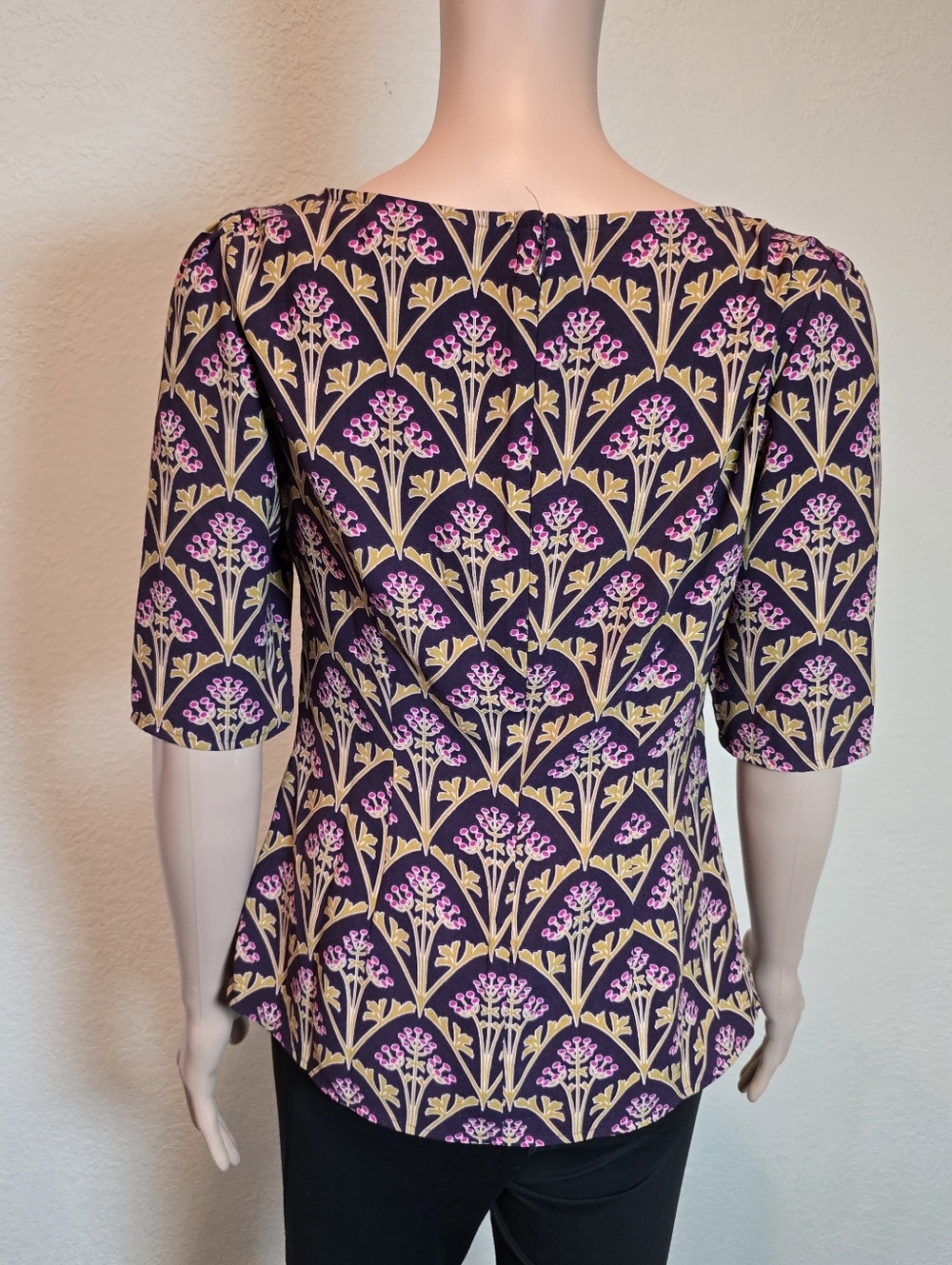 Boden Short Sleeve Floral Multicolor Blouse Top Size 4 - Picture 8 of 11